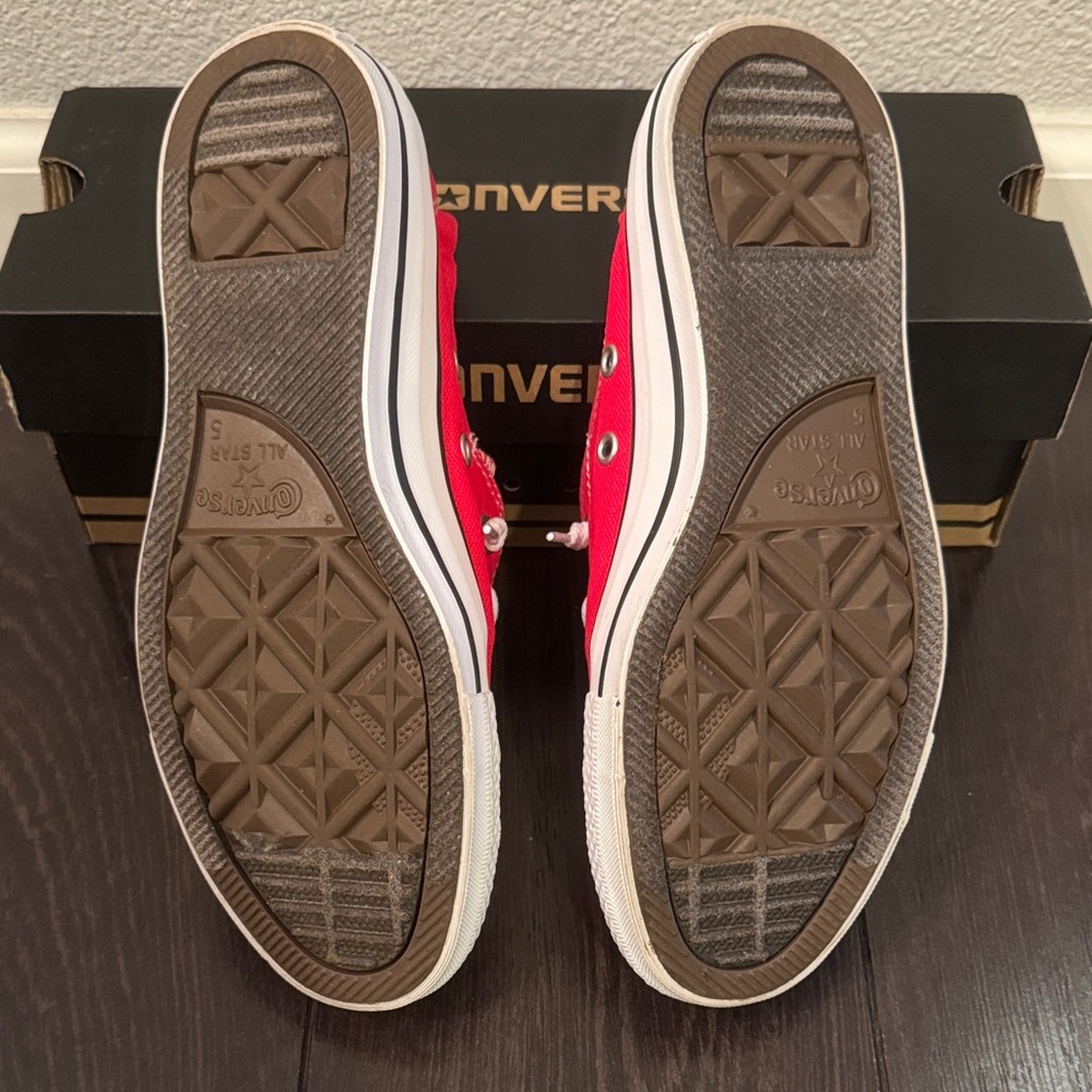 Converse Chuck Taylor Shoreline Varsity Red Slip On - Picture 4 of 7